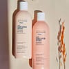 Le lait éclaircissant BYPHASSE à l'extrait d'avoine diminue l’intensité de la couleur des taches sur le visage, le cou, les mains et le corps. Sa formule combine un actif éclaircissant d’origine naturelle avec de l’allantoïne et des acides alpha hidroxy qui unifient le teint de la peau. Contient de la glycérine et des esters de jojoba pour une hydratation prolongée et une peau lisse et douce. Absorption rapide.